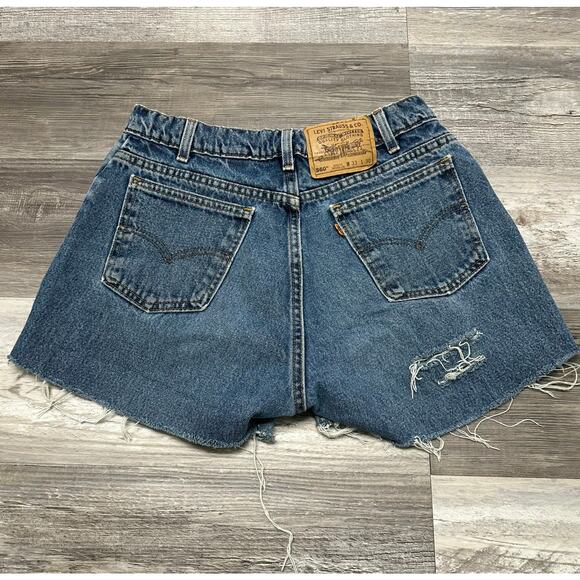 Vintage 90s Levis 560 Women 30 Distressed Cutoff Jean Shorts Jort Orange Tab USA - Picture 2 of 10